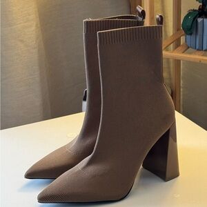 Zara Brown Heeled Boots